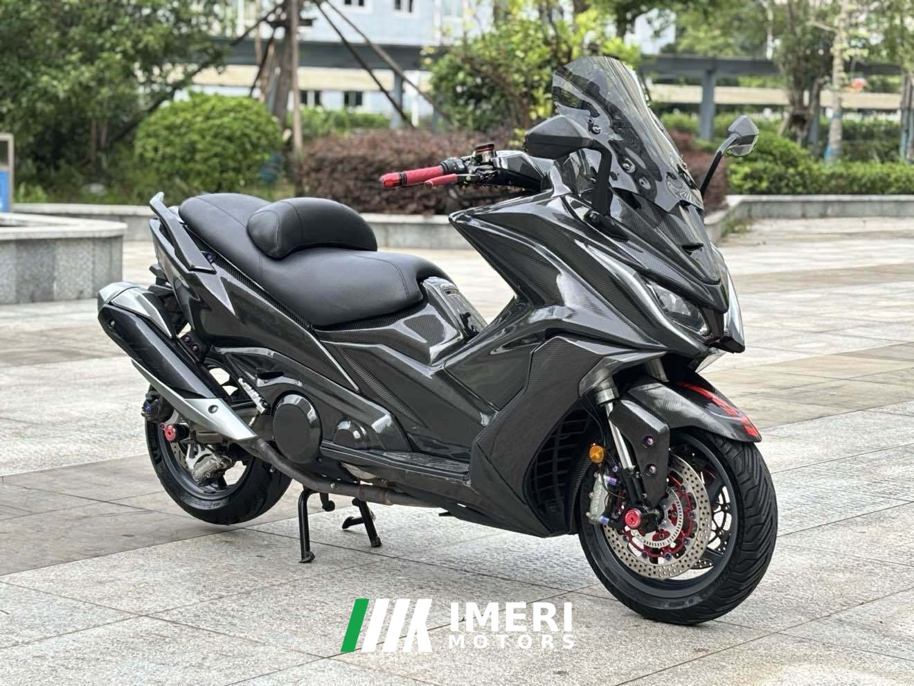 2021 KYMCO AK550