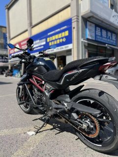 Benelli TNT 300 / BN 302S - ფოტო 5