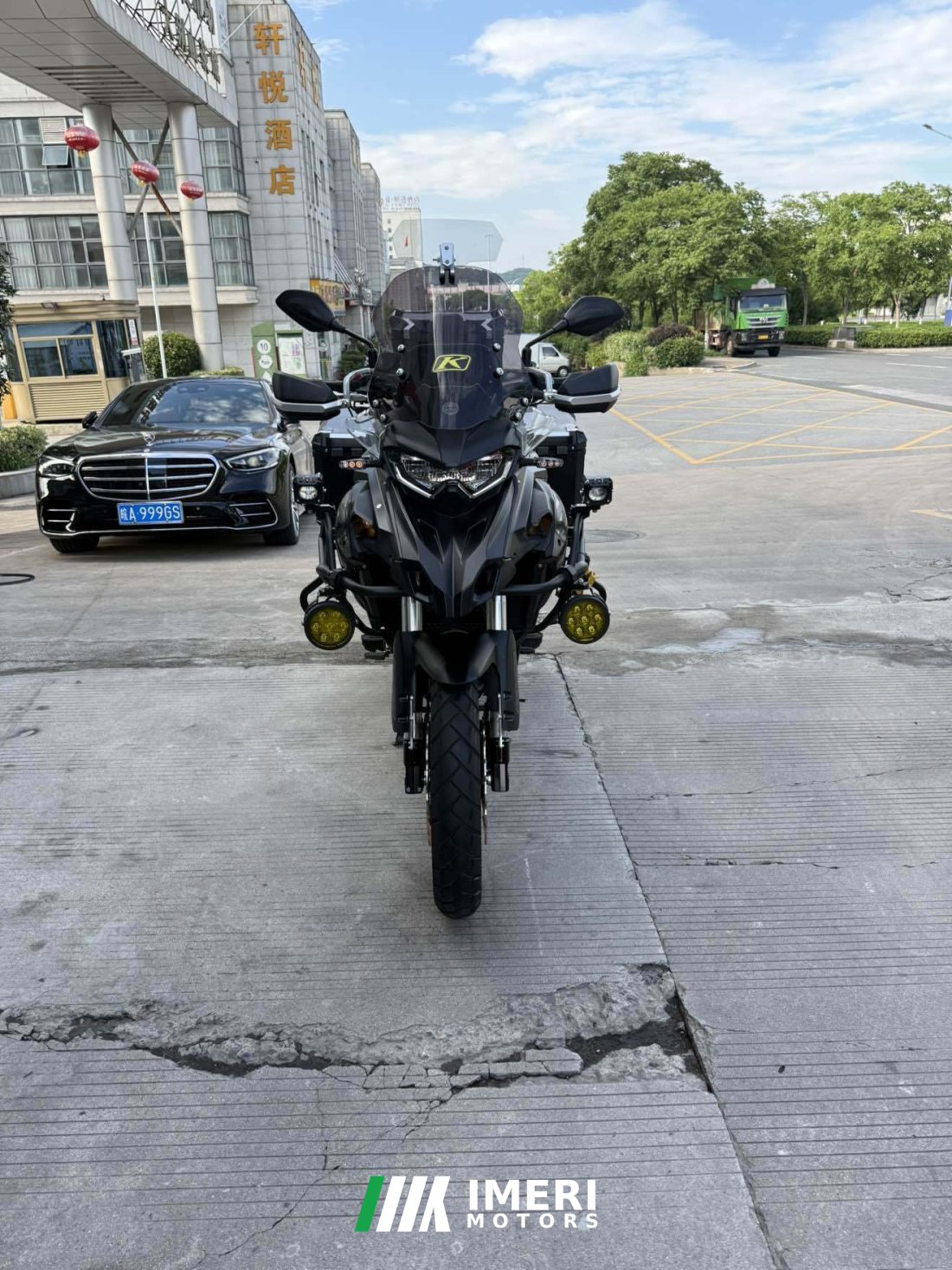 Benelli TRK552 550 cc - მოტოციკლი ჩინეთიდან
