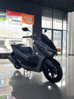SYM Cruisym 150X - ფოტო 7