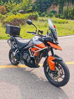 Triumph Tiger 850 900 cc - ფოტო 2