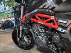 Benelli TNT 300 / BN 302S - ფოტო 1