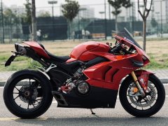 Ducati Panigale V4 1100 cc - ფოტო 4