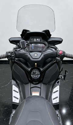 Yamaha XMAX 300 cc - ფოტო 8