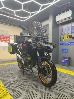 Benelli TRK552 550 cc - photo 1