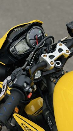 Triumph Street Triple 765 - ფოტო 8