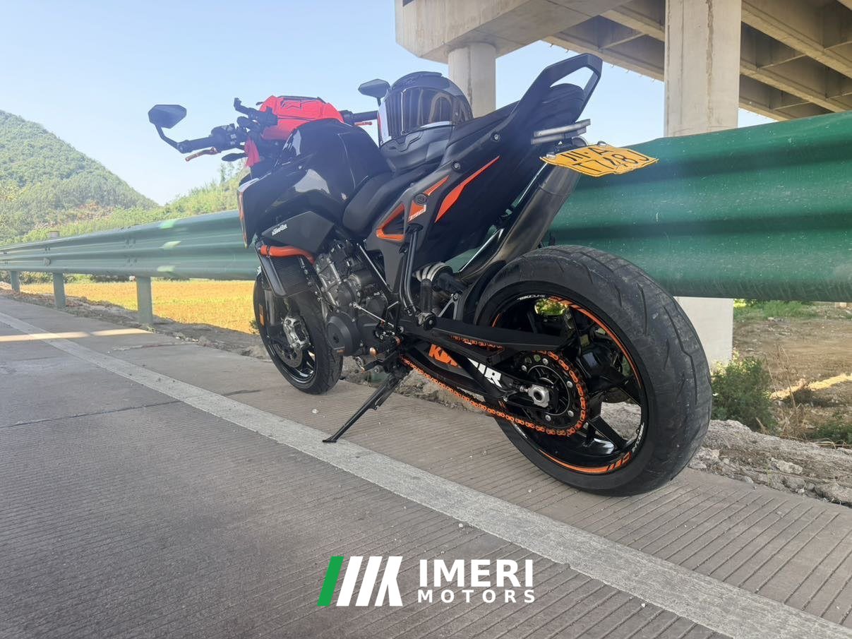 2022 KTMR2R 790 Duke 800 cc