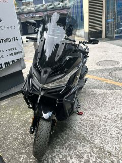 Voge SR4 Max 350 cc - ფოტო 6