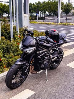 Triumph Street Triple 765 - ფოტო 1
