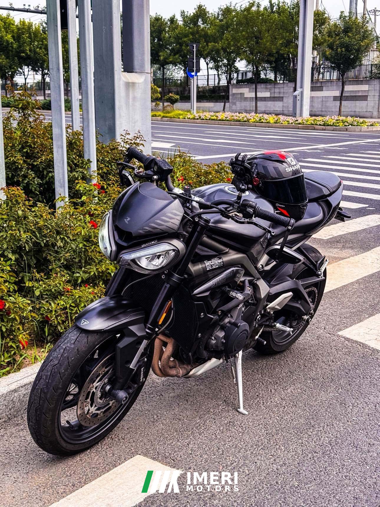 2022 Triumph Street Triple 765