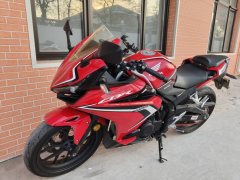 Honda CBR400R - ფოტო 1