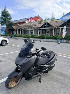 Yamaha XMAX 300 cc - photo 5