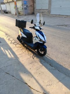 QJMOTOR Hong 125 - photo 5