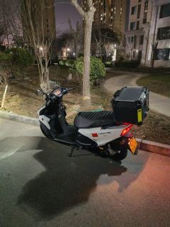 QJMOTOR Hong 125 - photo 9