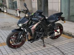 Kawasaki Z1000 - photo 2