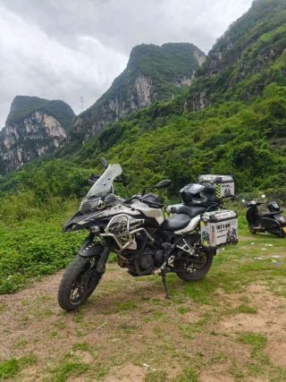 Benelli TRK502 500 cc - მოტოციკლი ჩინეთიდან