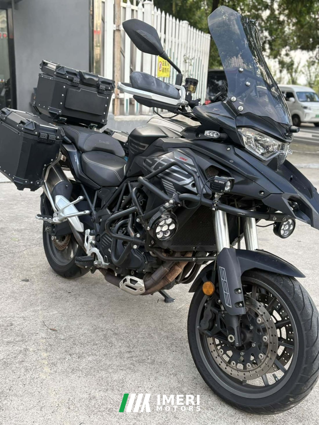 Benelli TRK552 550 cc - მოტოციკლი ჩინეთიდან