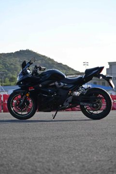 Haojue Suzuki GSX250R - photo 6