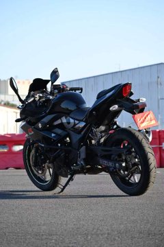 Haojue Suzuki GSX250R - photo 7