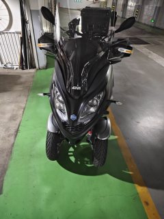 Piaggio MP3 300 - ფოტო 2