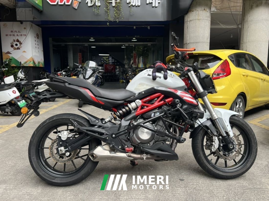 Benelli TNT 300 / BN 302S - მოტოციკლი ჩინეთიდან