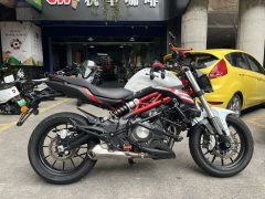 Benelli TNT 300 / BN 302S - ფოტო 1