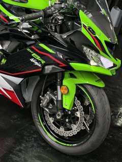 Kawasaki Ninja ZX-6R 650 cc - photo 5