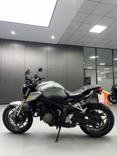 Honda CB650R - фото 2