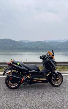 Yamaha XMAX 300 cc - ფოტო 1