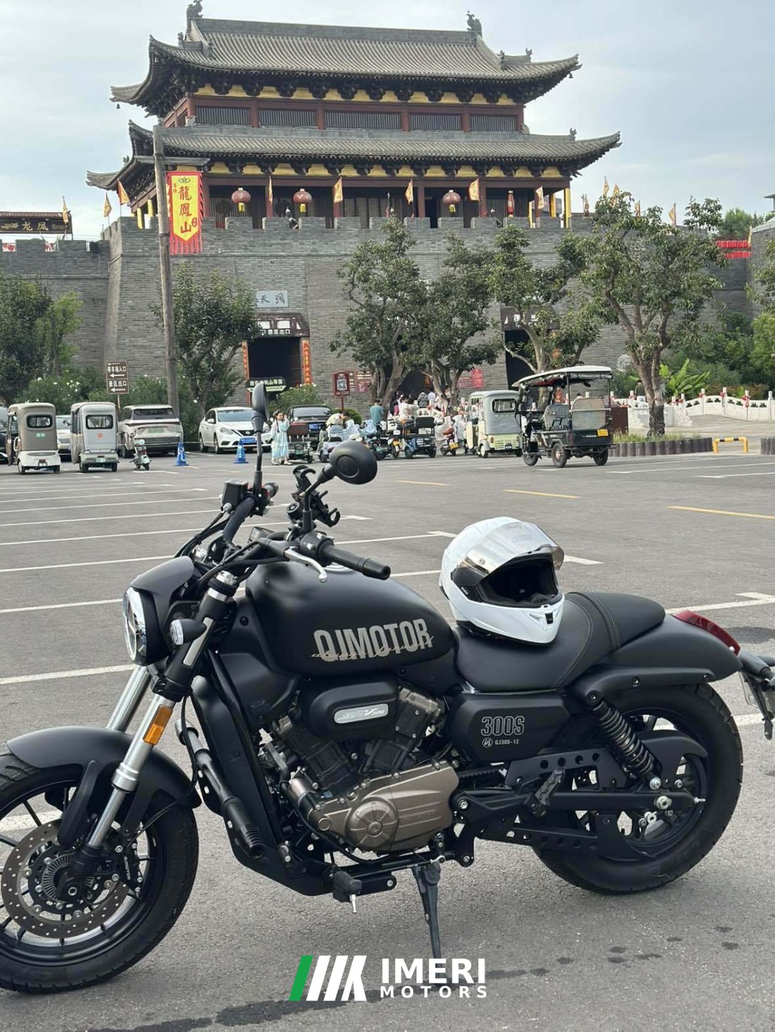 QJMOTOR Flash 300 - motorcycle from China