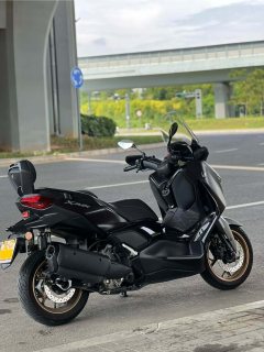Yamaha XMAX 300 cc - ფოტო 4