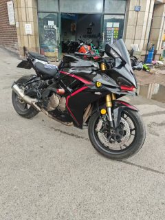 QJMOTOR Sai 600 - ფოტო 1