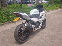 Kawasaki Ninja 400 - ფოტო 4
