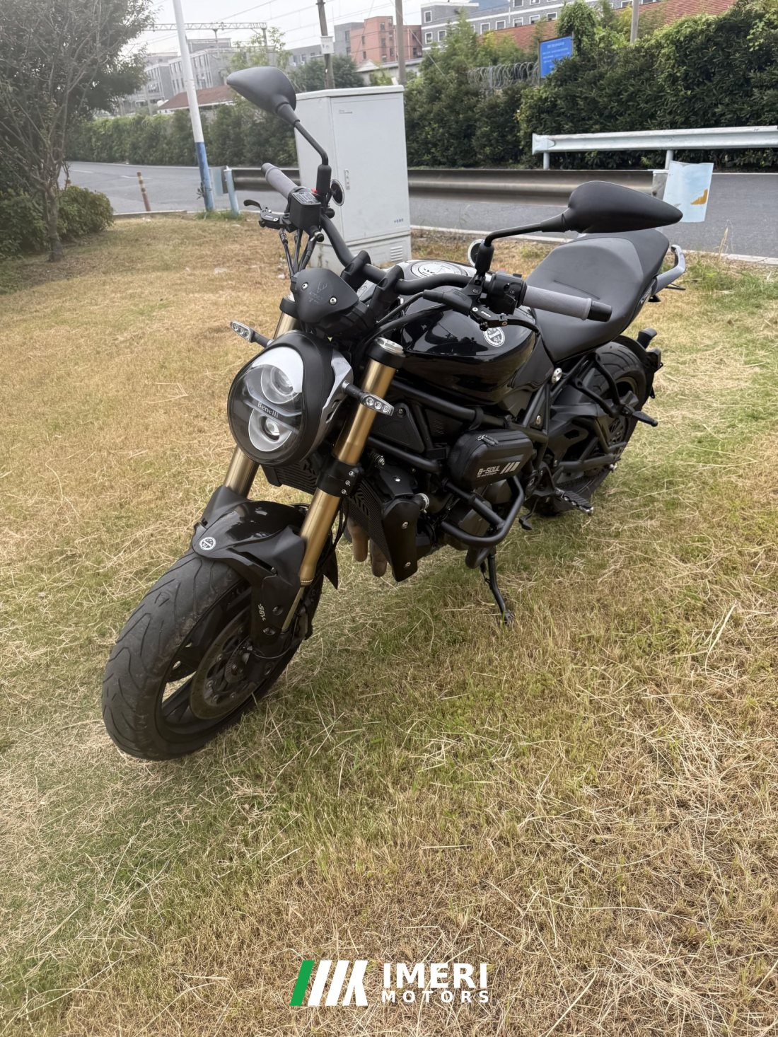 Benelli 752S 750 cc - motorcycle from China