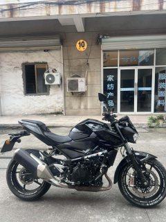 Kawasaki Z400 - ფოტო 2