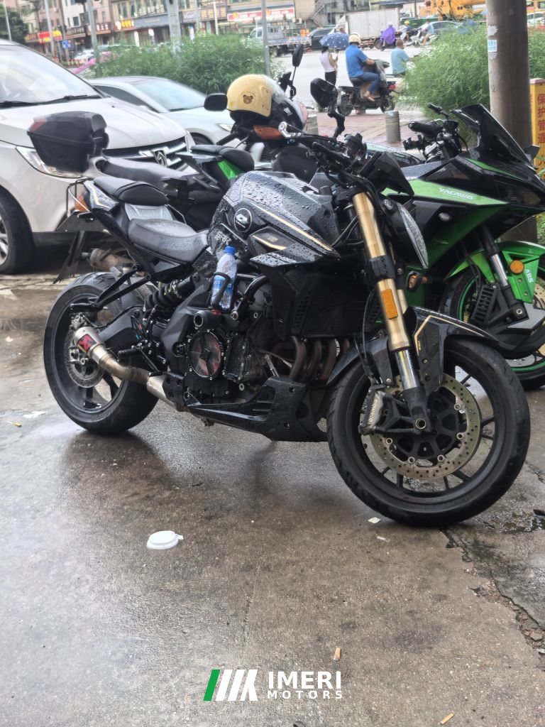 QJMOTOR Chaser 600 - motorcycle from China