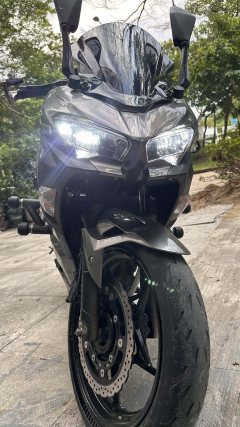 Kawasaki Ninja 400 - ფოტო 1