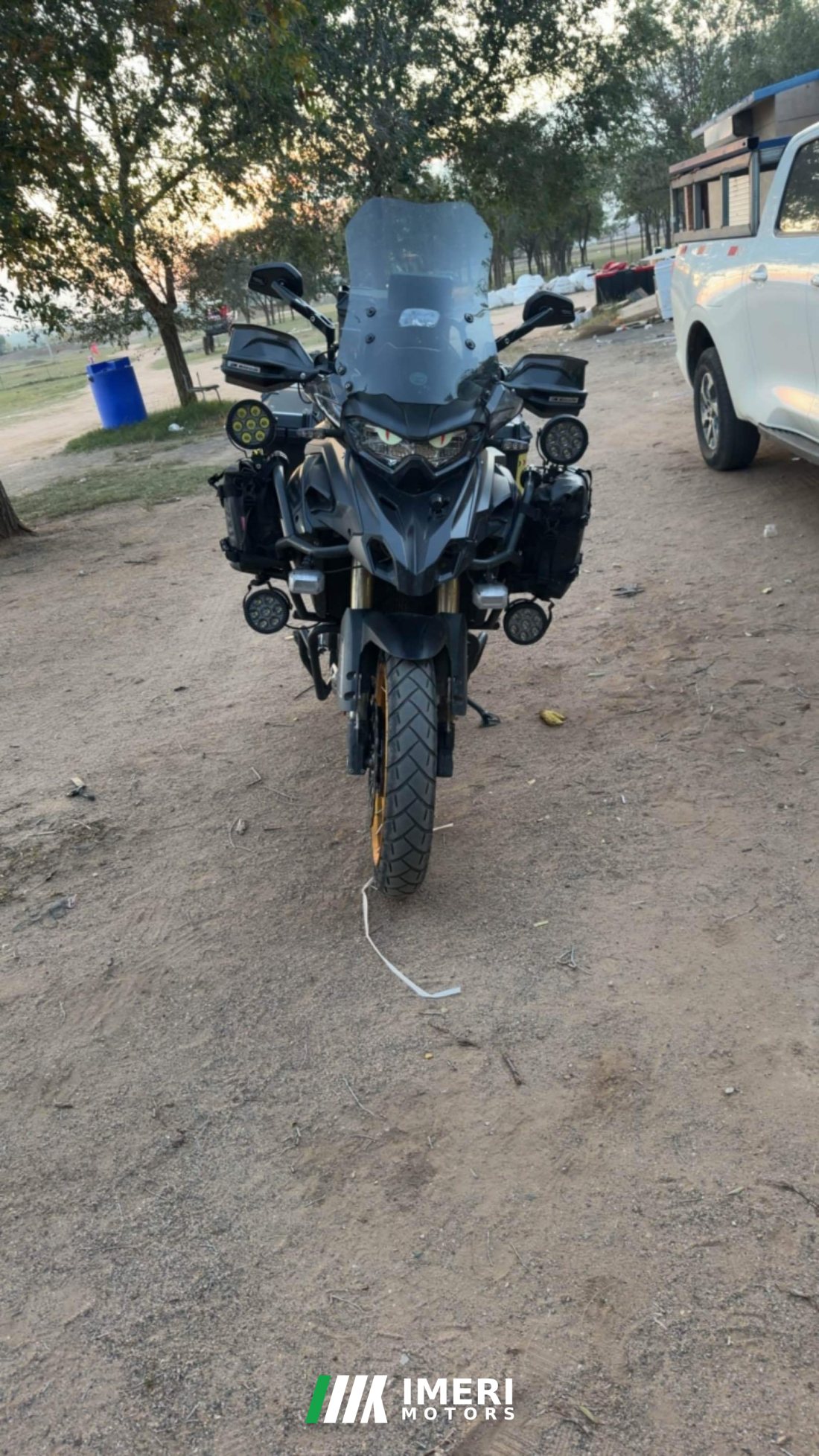 Benelli TRK552 550 cc - მოტოციკლი ჩინეთიდან