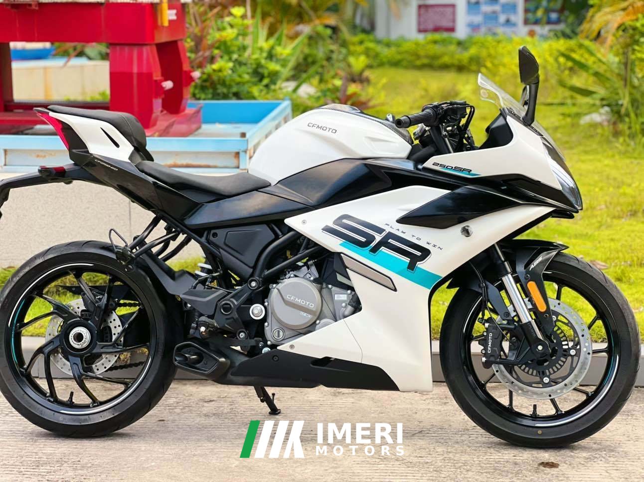 2023 CFMOTO 250SR