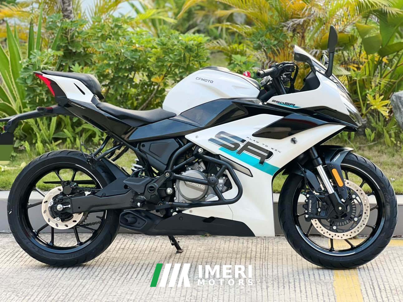 2023 CFMOTO 250SR