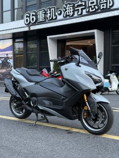 Yamaha TMAX 560 cc - ფოტო 1