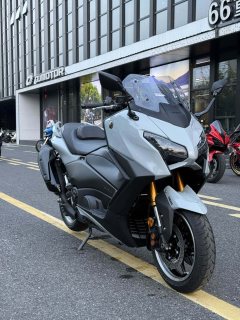Yamaha TMAX 560 cc - ფოტო 2