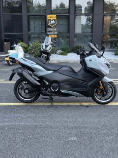 Yamaha TMAX 560 cc - ფოტო 7