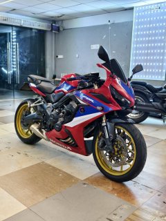 Honda CBR650R - ფოტო 1