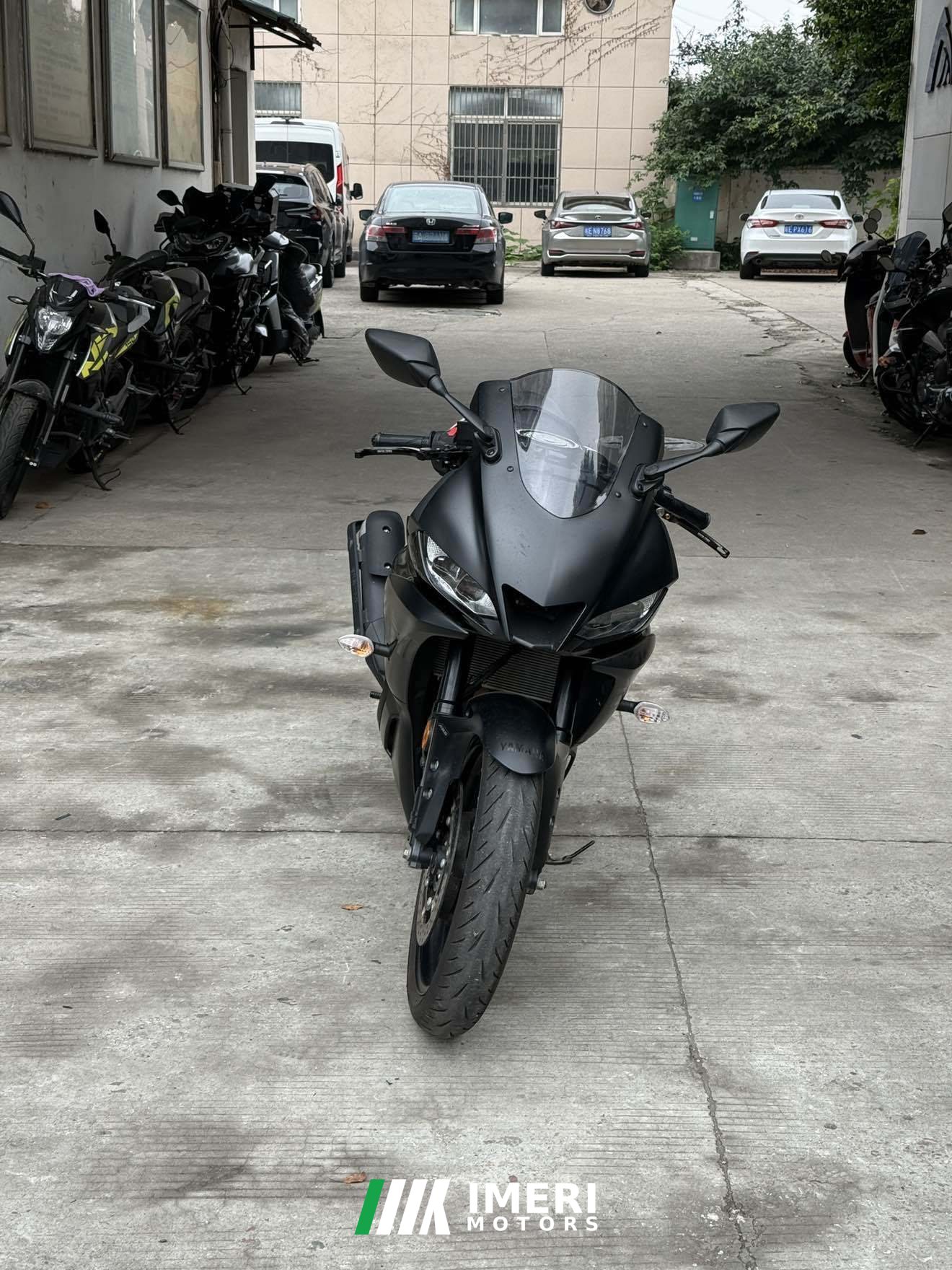 2023 Yamaha YZF-R3 320 cc