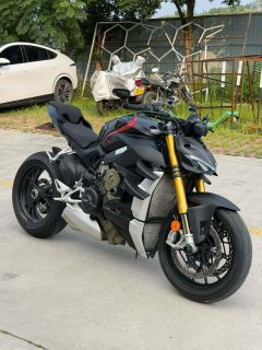 Ducati Street Fighter V4 1100 cc - ფოტო 1