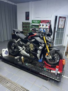 Ducati Street Fighter V4 1100 cc - ფოტო 8