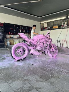 Ducati Street Fighter V4 1100 cc - ფოტო 9