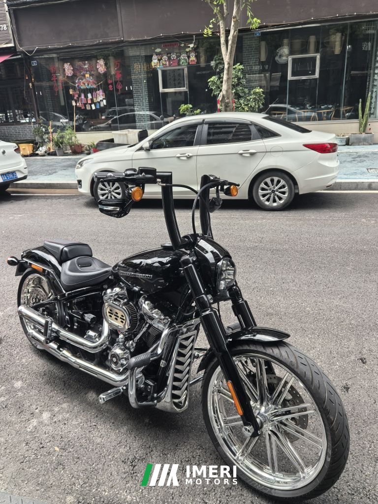 Harley-Davidson Breakout 1860 cc - მოტოციკლი ჩინეთიდან