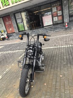 Harley-Davidson Breakout 1860 cc - ფოტო 2